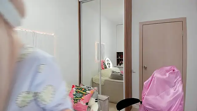 CarolMay online show from January 10, 5:42 am