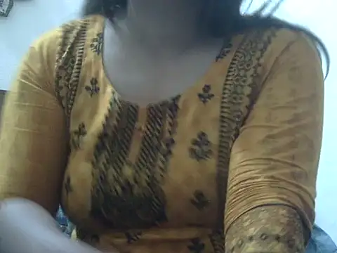 Snapshot of shekira99 chatting on March 31, 10:32 pm shekira99 online show from March 31, 10:32 pm