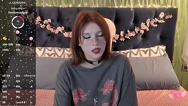 AliceLanley online show from October 10, 11:42 am