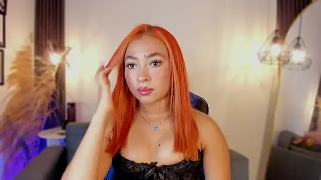 valerycolins online show from December 18, 4:09 am