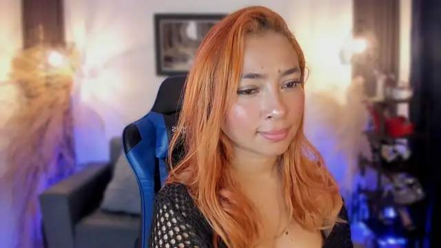 valerycolins online show from February 3, 9:41 am