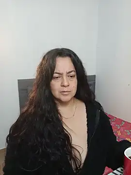 lucia vonne  online show from June 14, 4:14 am