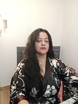 lucia vonne  online show from June 15, 12:02 am