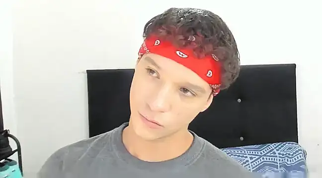 angelcortes online show from January 21, 2:05 pm