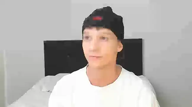 angelcortes online show from March 14, 12:32 am