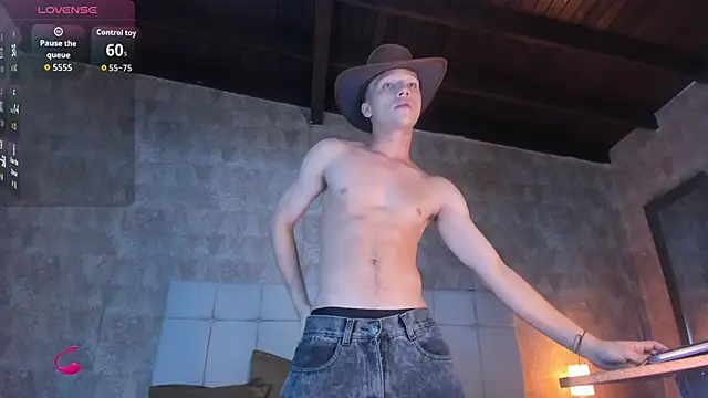 angelcortes online show from November 22, 12:04 pm