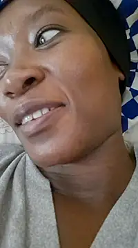 Snapshot of NikkiDickSavage chatting on January 13, 7:21 am NikkiDickSavage online show from January 13, 7:21 am