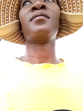 NikkiDickSavage online show from February 20, 11:32 am