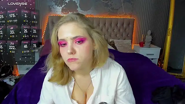 DellaRowe online show from December 12, 4:53 pm
