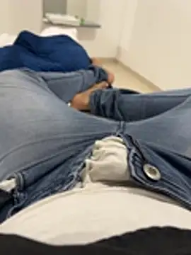 Snapshot of mo00000_ chatting on March 24, 1:38 pm mo00000 online show from March 24, 1:38 pm