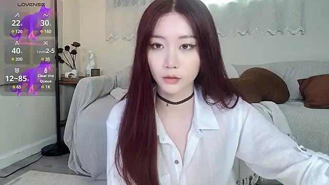 030 VIVI online show from March 1, 11:58 pm
