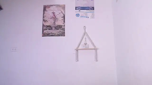 Snapshot of yungelitamor_ chatting on March 7, 8:34 am yungelitamor online show from March 7, 8:34 am