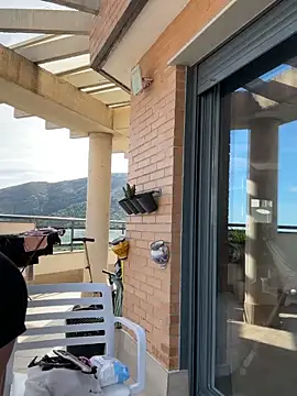 Snapshot of petrouchkaaa_ chatting on October 22, 9:53 am petrouchkaaa  online show from October 22, 9:53 am