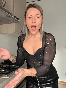 petrouchkaaa  online show from January 15, 8:52 am