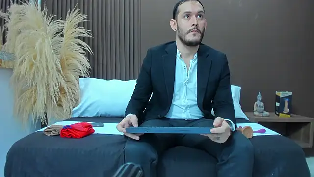 jeanpiere  online show from February 11, 2:16 am