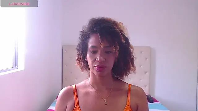 Snapshot of melisacruzz chatting on December 11, 7:25 pm melisacruzz online show from December 11, 7:25 pm