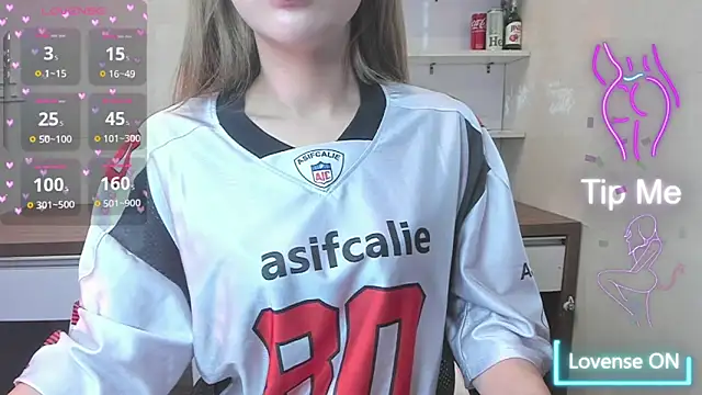 Snapshot of Mimini- chatting on March 26, 4:07 am Mimini- online show from March 26, 4:07 am