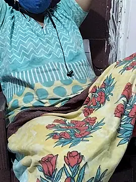 yours-kavaya online show from December 17, 4:35 pm