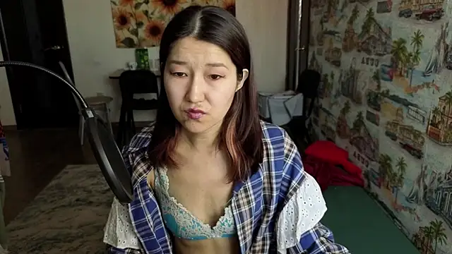 LeyylaStoone online show from May 17, 3:37 am