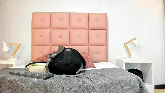 lhiamfit online show from November 16, 12:38 am