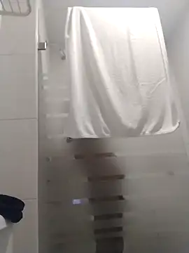 Renooo04 online show from February 6, 5:01 am