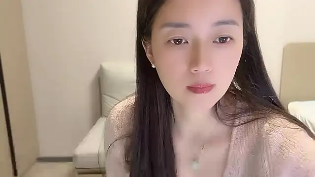 A-xena online show from October 18, 2:29 pm