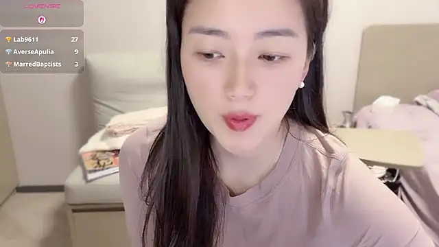 A-xena online show from October 28, 3:32 am