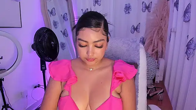 NatashaBrown12 online show from May 27, 2:03 pm