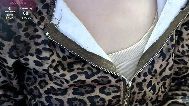 Snapshot of KatyaFantasy chatting on November 27, 2:08 pm KatyaFantasy online show from November 27, 2:08 pm