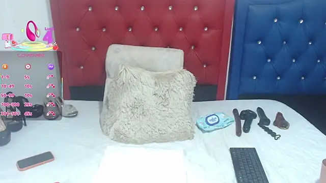 Maturehot2023 online show from July 9, 8:35 pm