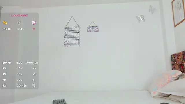 Snapshot of verocute7 chatting on November 17, 1:55 am verocute7 online show from November 17, 1:55 am