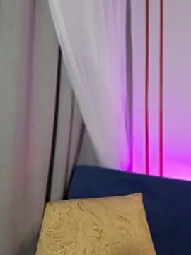 Snapshot of Kate_Amaretto_ chatting on July 2, 3:23 am Kate Amaretto online show from July 2, 3:23 am