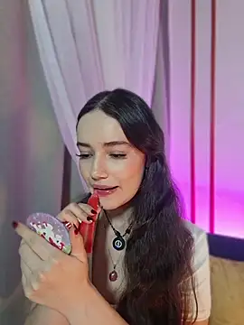 Snapshot of Kate_Amaretto_ chatting on July 5, 1:34 am Kate Amaretto online show from July 5, 1:34 am