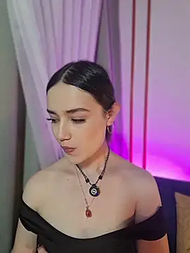 Snapshot of Kate_Amaretto_ chatting on July 19, 1:53 am Kate Amaretto online show from July 19, 1:53 am