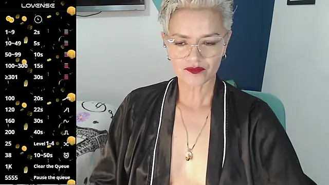 Snapshot of scarlett_paris22 chatting on March 15, 11:50 pm scarlett paris22 online show from March 15, 11:50 pm
