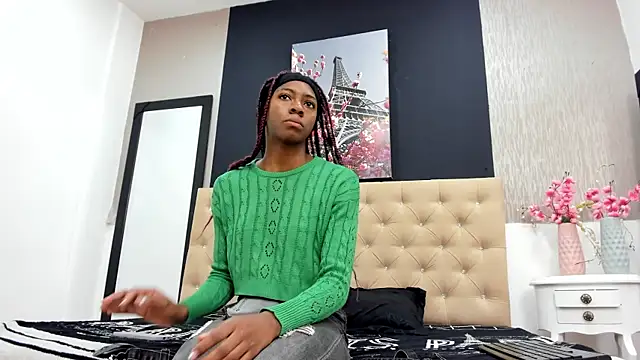 Shanelle   online show from February 13, 1:26 pm