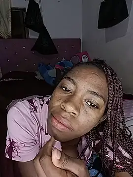 Shanelle   online show from July 28, 5:45 pm