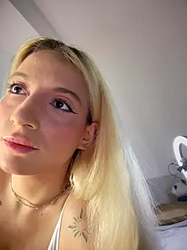 Ella Charm online show from October 16, 4:08 pm