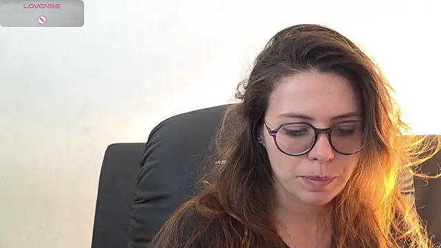 irinasweet27 online show from September 21, 12:01 am