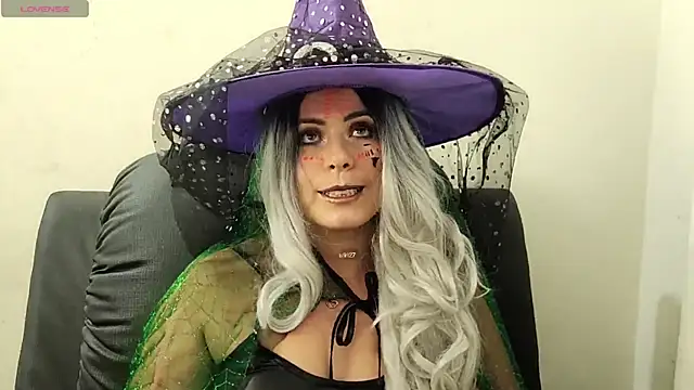 irinasweet27 online show from October 31, 1:50 am