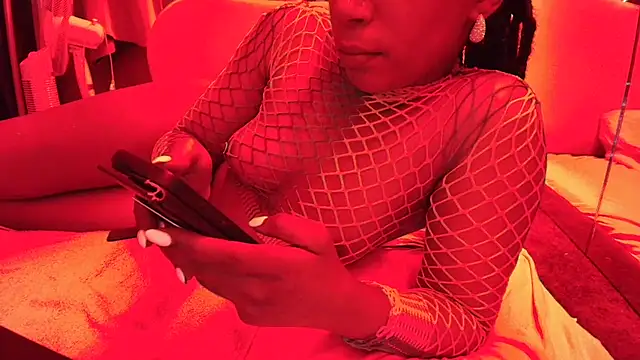 Snapshot of ROXYNL chatting on September 27, 9:42 pm ROXYNL online show from September 27, 9:42 pm