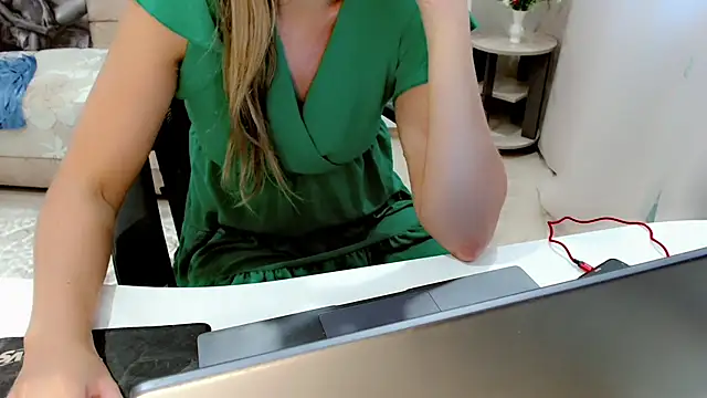 EveLove33 online show from September 17, 6:26 am