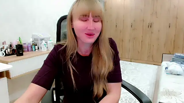 EveLove33 online show from November 15, 4:58 pm