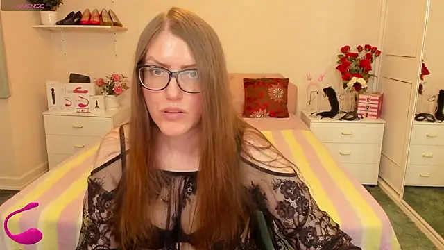 AmandamurX online show from June 21, 1:35 pm