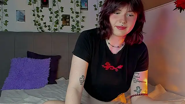 miss Lizzy online show from February 4, 4:15 am