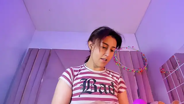 AngelaLinaresx69 online show from April 30, 5:08 pm