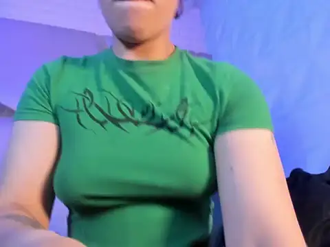 AngelaLinaresx69 online show from August 7, 10:23 pm