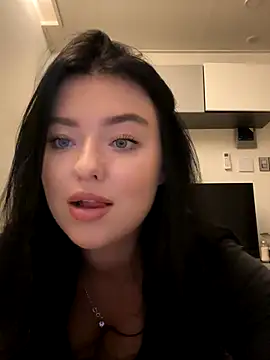 Angela Fosterr online show from October 18, 5:35 pm