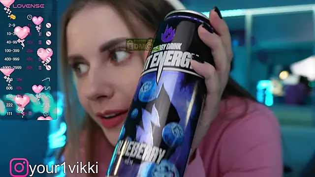 Snapshot of Vikki_Cheese chatting on December 7, 1:36 am Vikki Cheese online show from December 7, 1:36 am