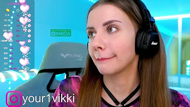 Snapshot of Vikki_Cheese chatting on January 24, 1:57 pm Vikki Cheese online show from January 24, 1:57 pm